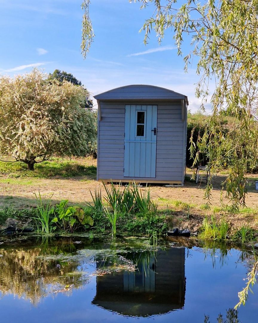 Shepherd style garden room